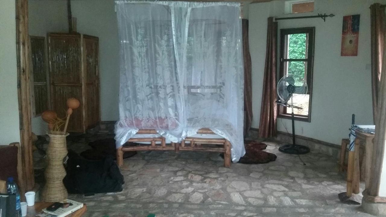 ホテルLakeside Escape - Uganda Mpenja エクステリア 写真