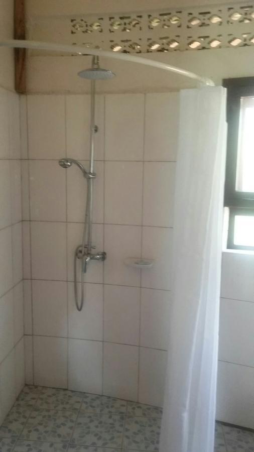 ホテルLakeside Escape - Uganda Mpenja エクステリア 写真