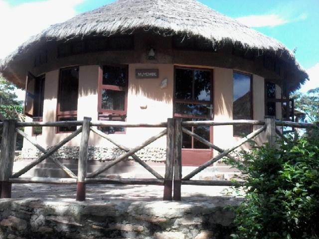 ホテルLakeside Escape - Uganda Mpenja エクステリア 写真