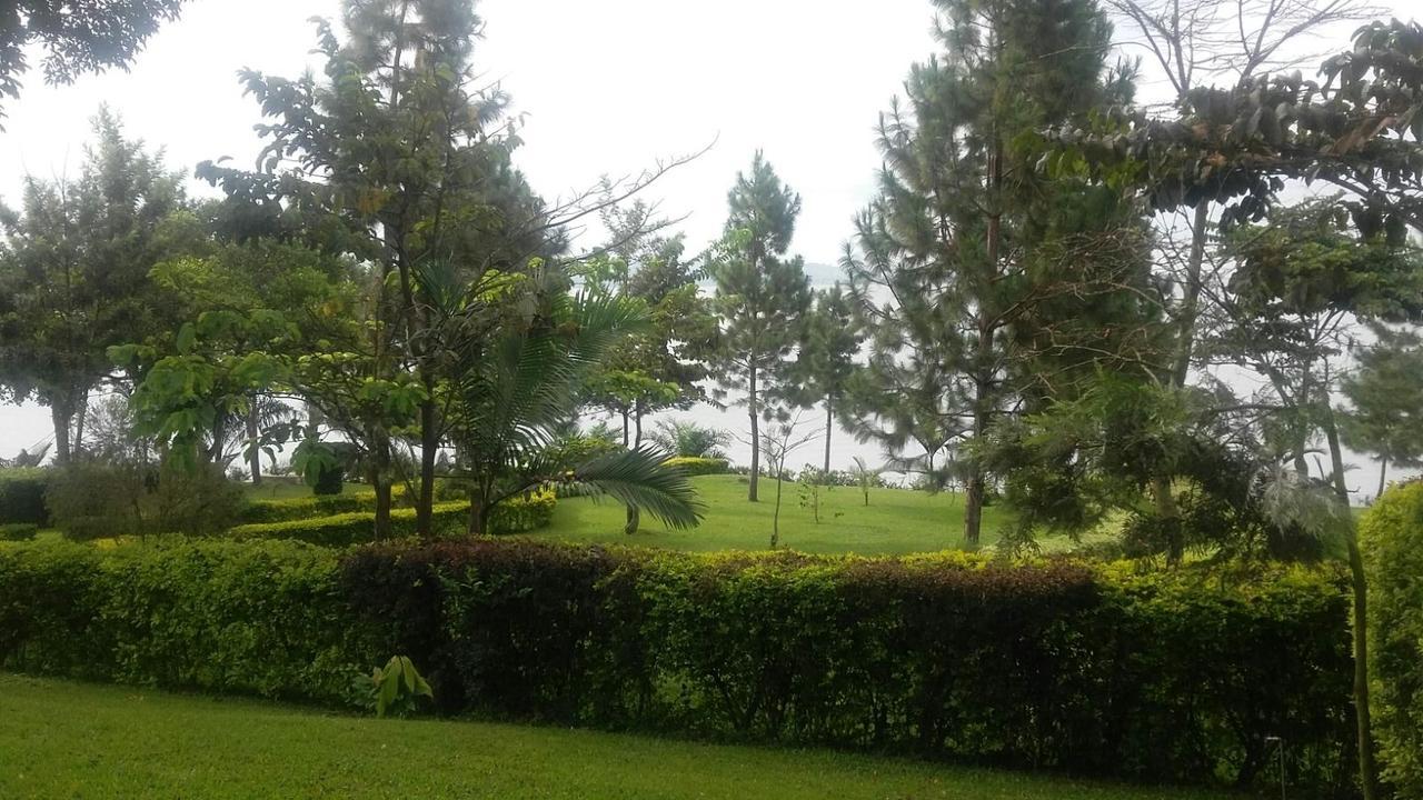 ホテルLakeside Escape - Uganda Mpenja エクステリア 写真